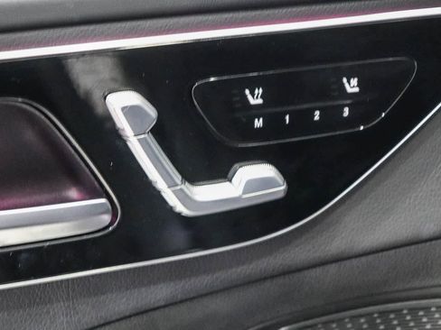Used 2023 Mercedes-Benz C 300 Sedan image 21