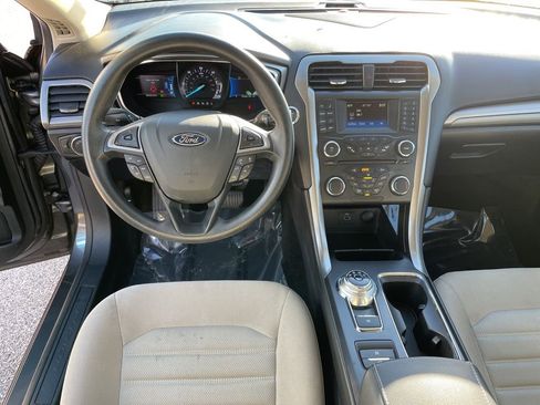 Used 2018 Ford Fusion S image 24