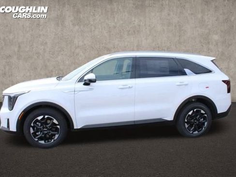 New 2025 Kia Sorento S w/ Panoramic Sunroof Package image 4