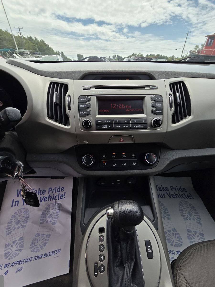 Used 2015 Kia Sportage LX AWD/4WD image 19