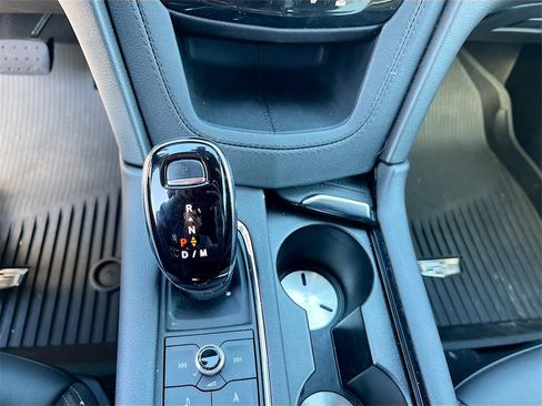 Used 2024 Cadillac XT5 Premium Luxury w/ Technology Package image 16