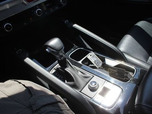 Used 2020 Kia Telluride S w/ S 8 Passenger Seating Package AWD/4WD image 10