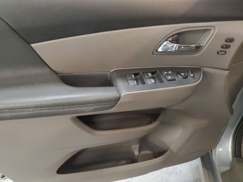 Used 2017 Honda Odyssey Touring image 10