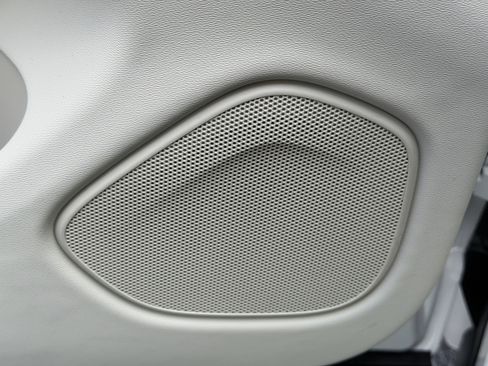 New 2026 Volvo XC60 T8 Ultra w/ Protection Package Premier image 18