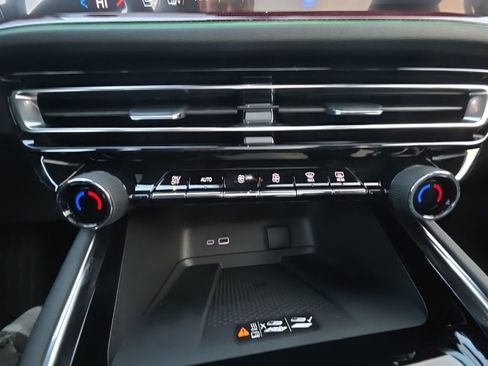 New 2026 Chevrolet Traverse RS image 27