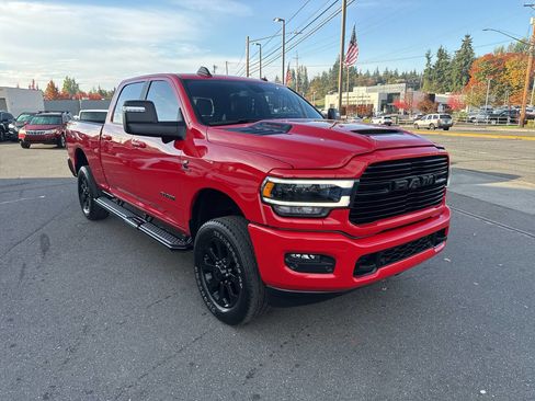 Used 2024 RAM 2500 Laramie w/ Night Edition image 10