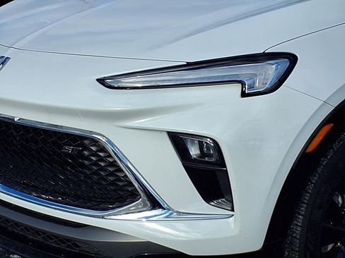 Used 2024 Buick Encore GX Sport Touring image 24