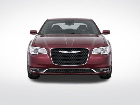 Used 2016 Chrysler 300 Limited w/ Driver Convenience Group AWD/4WD image 6