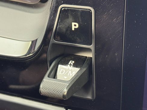 Used 2024 Porsche Panamera image 24