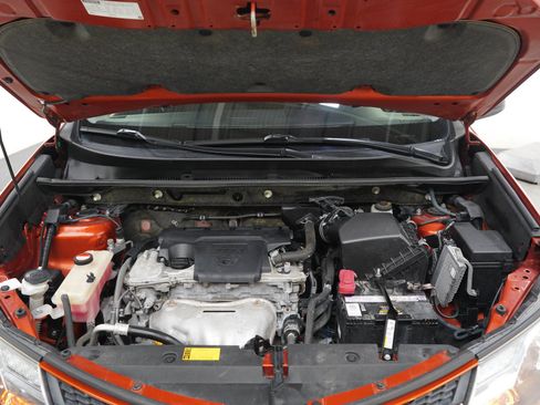 Used 2015 Toyota RAV4 LE AWD/4WD image 28