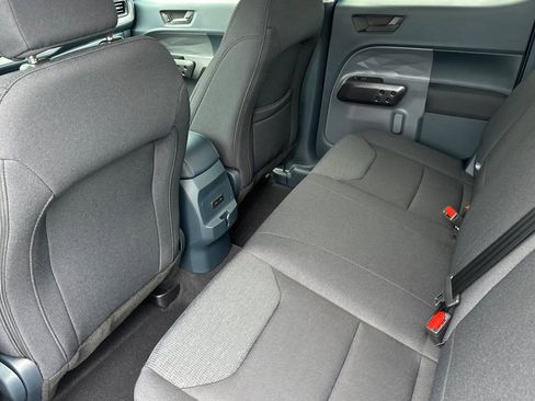 New 2025 Ford Maverick XL image 13