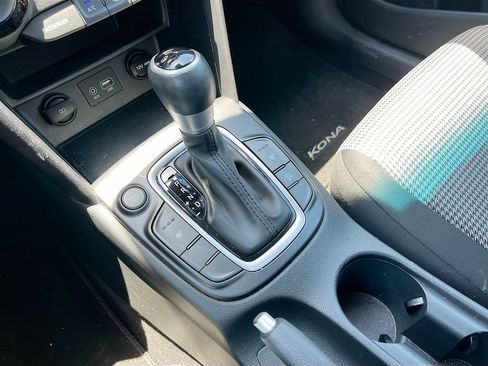 Used 2020 Hyundai Kona SEL FWD image 16
