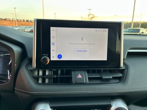 Used 2024 Toyota RAV4 LE image 28