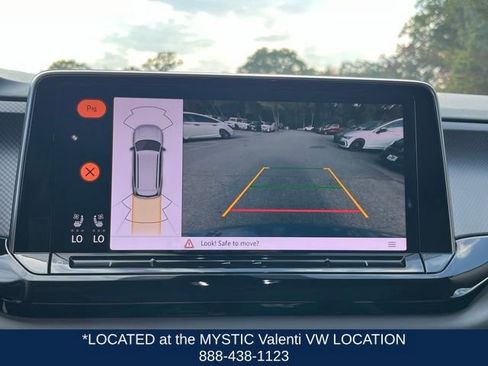 Certified 2024 Volkswagen Atlas Peak Edition SE image 40