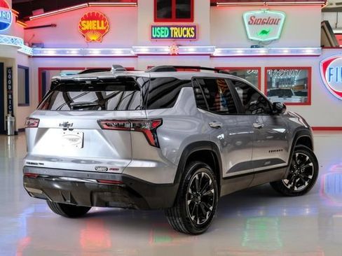 Used 2025 Chevrolet Equinox RS w/ Safety and Technology Package AWD/4WD image 3