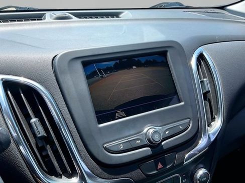 Used 2019 Chevrolet Equinox LT FWD image 9