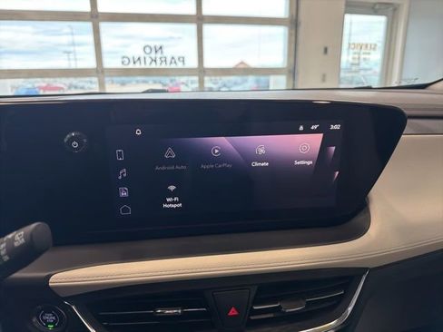 Used 2025 Buick Encore GX Avenir w/ Avenir Convenience Package AWD/4WD image 22