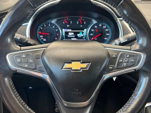 Used 2018 Chevrolet Malibu LT FWD image 24