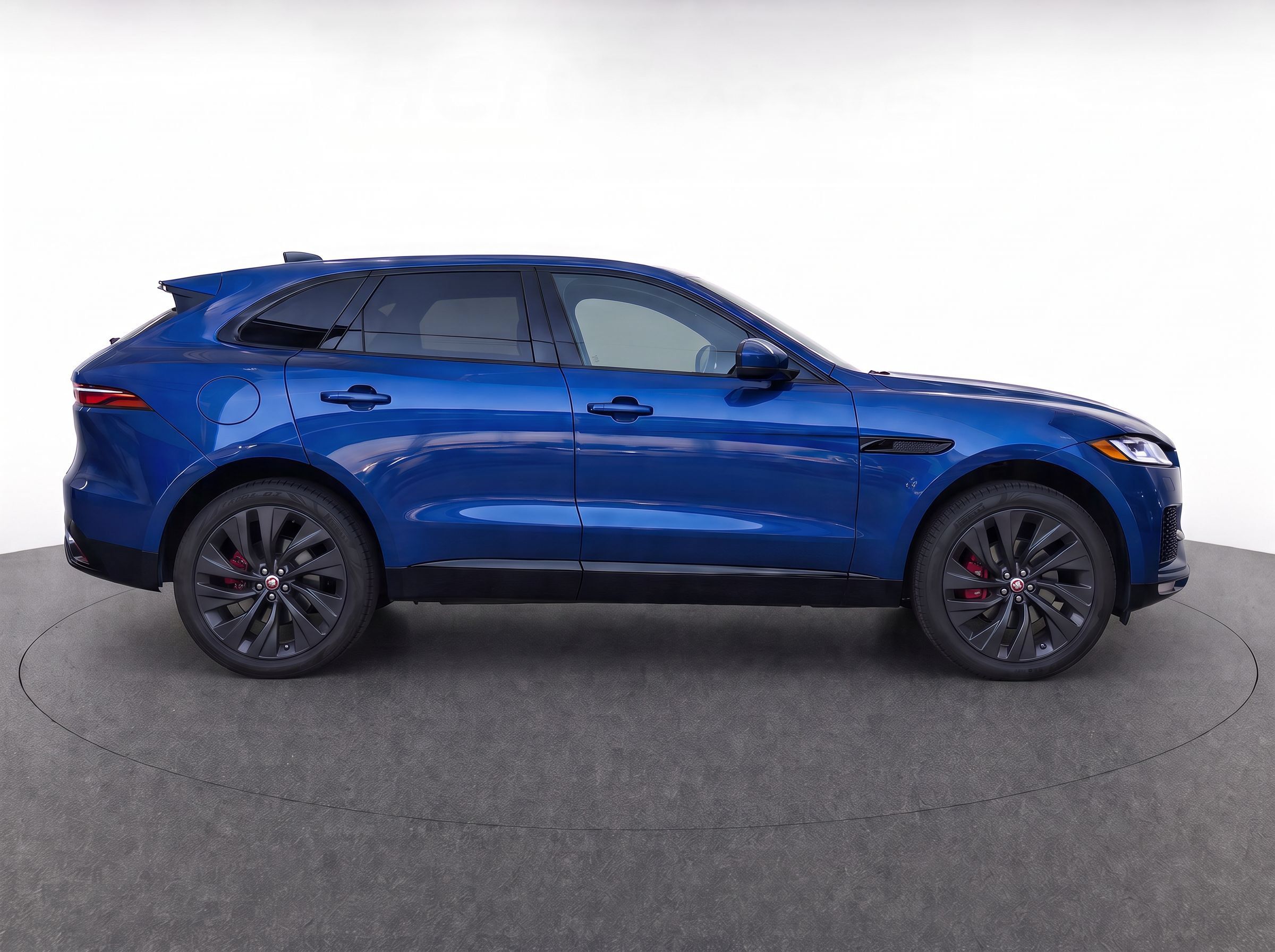 Used 2022 Jaguar F-PACE S AWD/4WD image 8