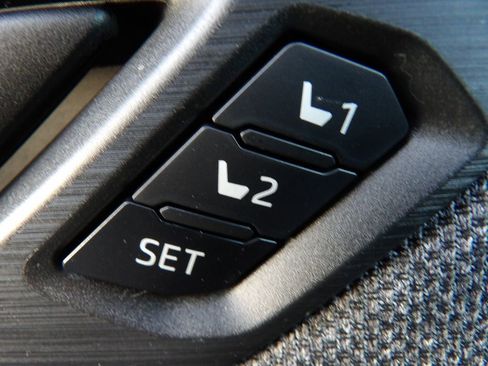 New 2026 Subaru Outback Limited image 10