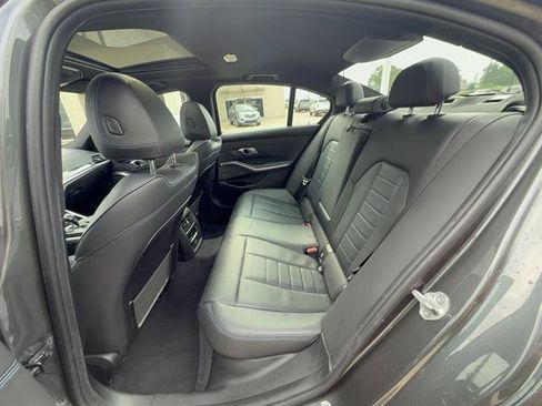 Used 2021 BMW 330i xDrive Sedan w/ M Sport Package AWD/4WD image 24