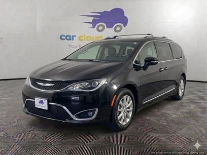 Used 2018 Chrysler Pacifica Touring-L