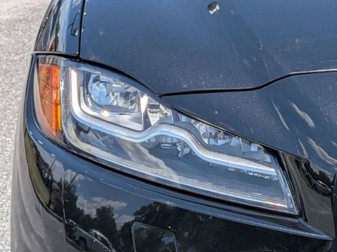 Used 2020 Jaguar F-PACE R-Sport AWD/4WD image 9