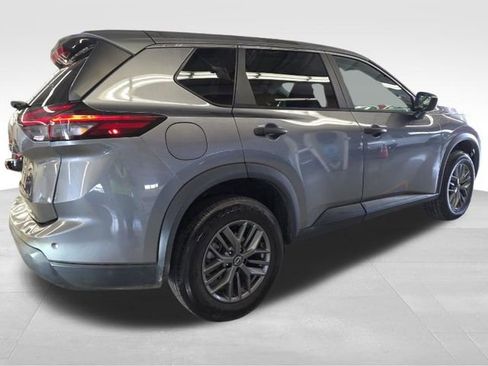 Used 2024 Nissan Rogue S image 6