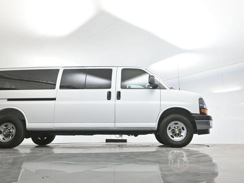 Used 2025 Chevrolet Express 3500 LT w/ LT Preferred Equipment Group RWD image 55