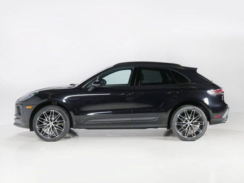 New 2026 Porsche Macan AWD/4WD image 2