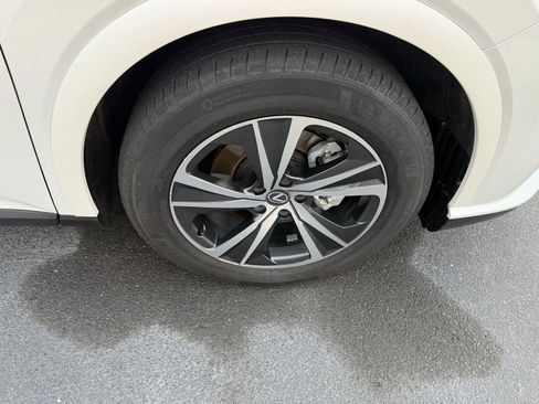 Used 2024 Lexus RX 350 FWD w/ Technology Package image 39