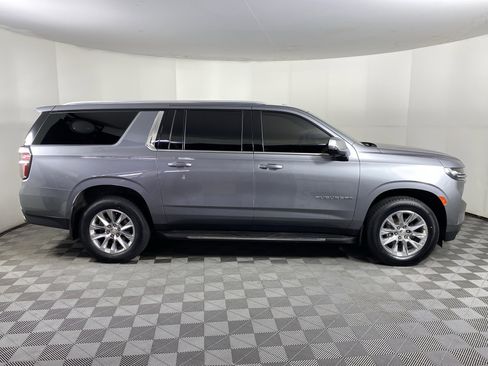 Used 2022 Chevrolet Suburban Premier image 7