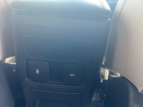 Used 2023 Ford Explorer XLT w/ Equipment Group 202A AWD/4WD image 26