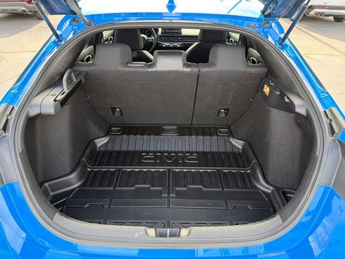 Used 2023 Honda Civic Sport image 18
