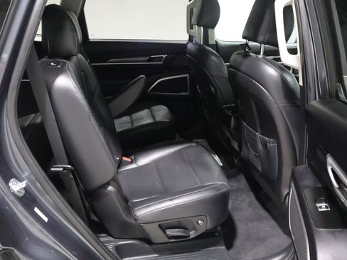 Used 2021 Kia Telluride S AWD/4WD image 21