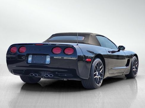 Used 2002 Chevrolet Corvette Convertible w/ Preferred Equipment Group2 RWD image 4