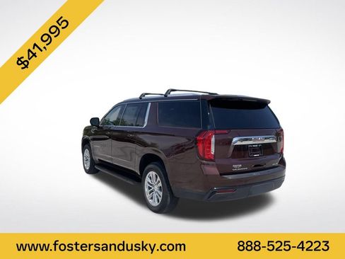 Used 2023 GMC Yukon XL SLE w/ Gmc Pro Safety Plus Package AWD/4WD image 3