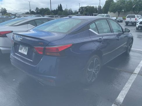 Used 2024 Nissan Altima 2.5 SR FWD image 4