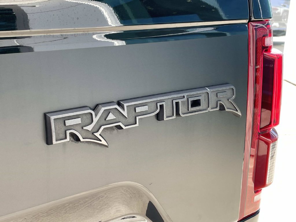 Used 2019 Ford F150 Raptor w/ Equipment Group 802A Luxury AWD/4WD image 9