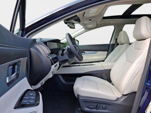 New 2025 Nissan Murano SL w/ Cargo Package image 9