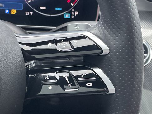 Certified 2024 Mercedes-Benz CLE 300 4MATIC Coupe image 27