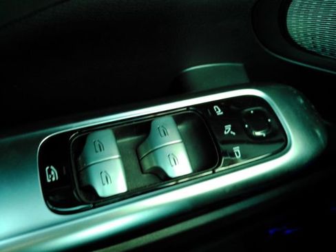 Used 2023 Mercedes-Benz C 43 AMG 4MATIC Sedan image 33