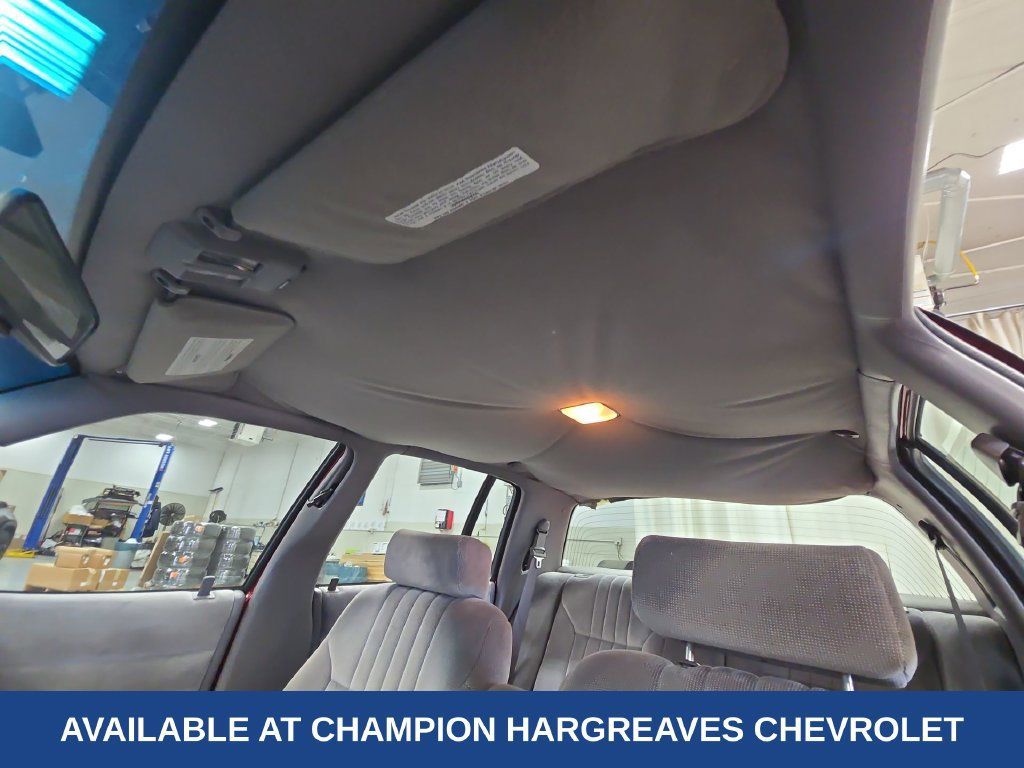 Used 1994 Chrysler LeBaron LE FWD image 25