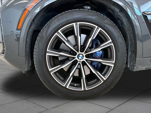 Used 2024 BMW X5 sDrive40i w/ M Sport Package RWD image 10