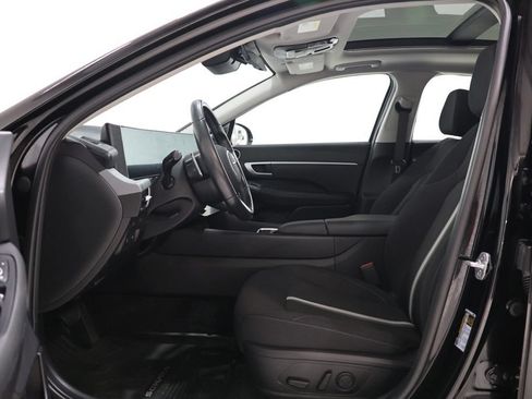 Used 2024 Hyundai Sonata SEL w/ Convenience Package FWD image 14