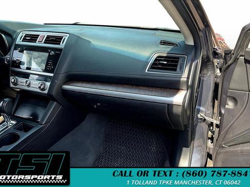 Used 2016 Subaru Outback 3.6R Limited image 17