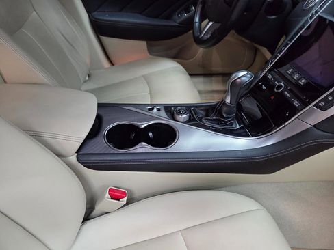 Used 2015 INFINITI Q50 Premium w/ Navigation Package AWD/4WD image 24