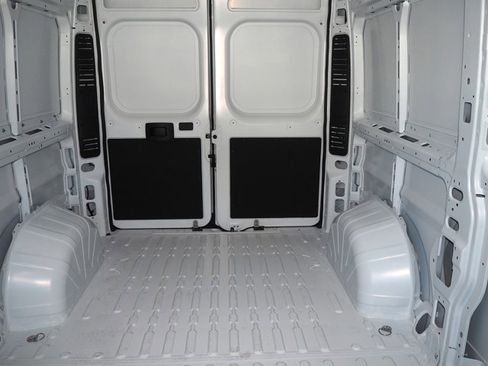 New 2025 RAM ProMaster 2500 image 14
