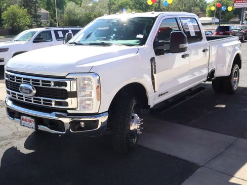 Used 2024 Ford F350 XLT AWD/4WD image 11