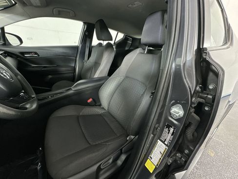 Used 2021 Toyota C-HR LE image 15